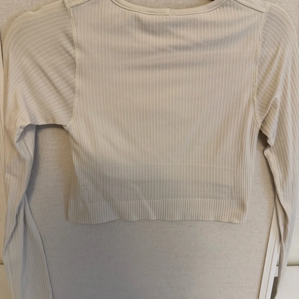 Lululemon Ebb to Street Long Sleeve white opal